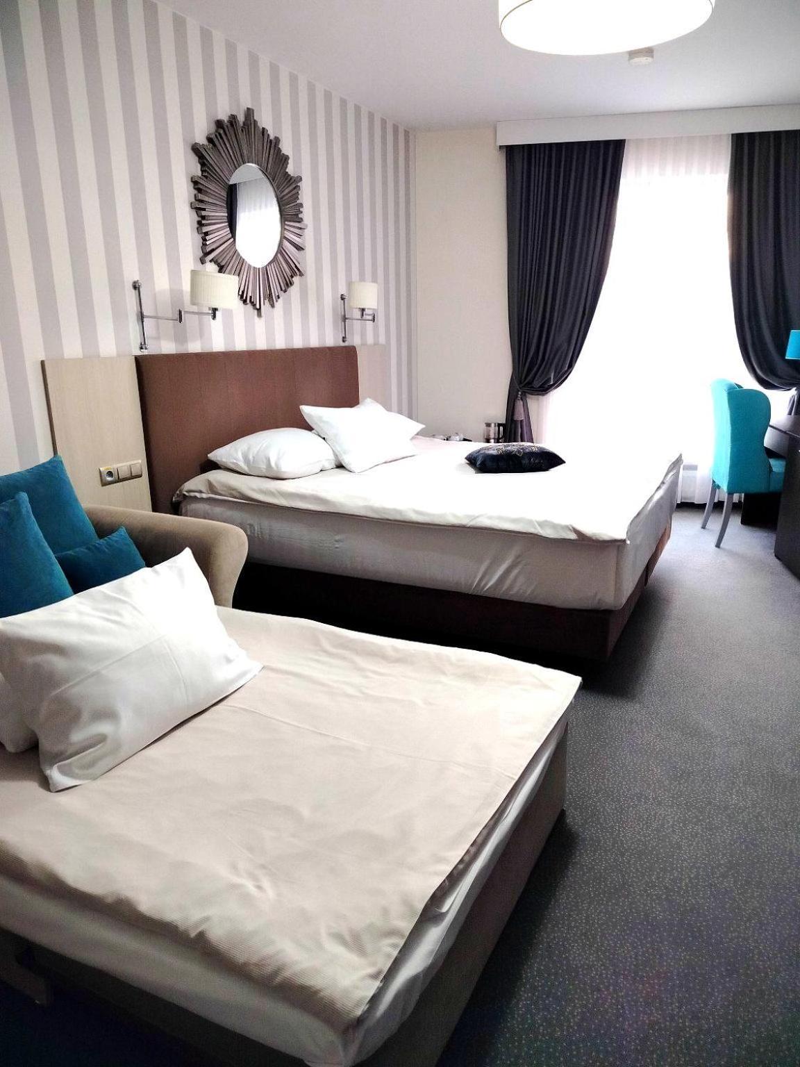 Hotel Sokolowska Airport Modlin Nowy Dwór Mazowiecki 외부 사진