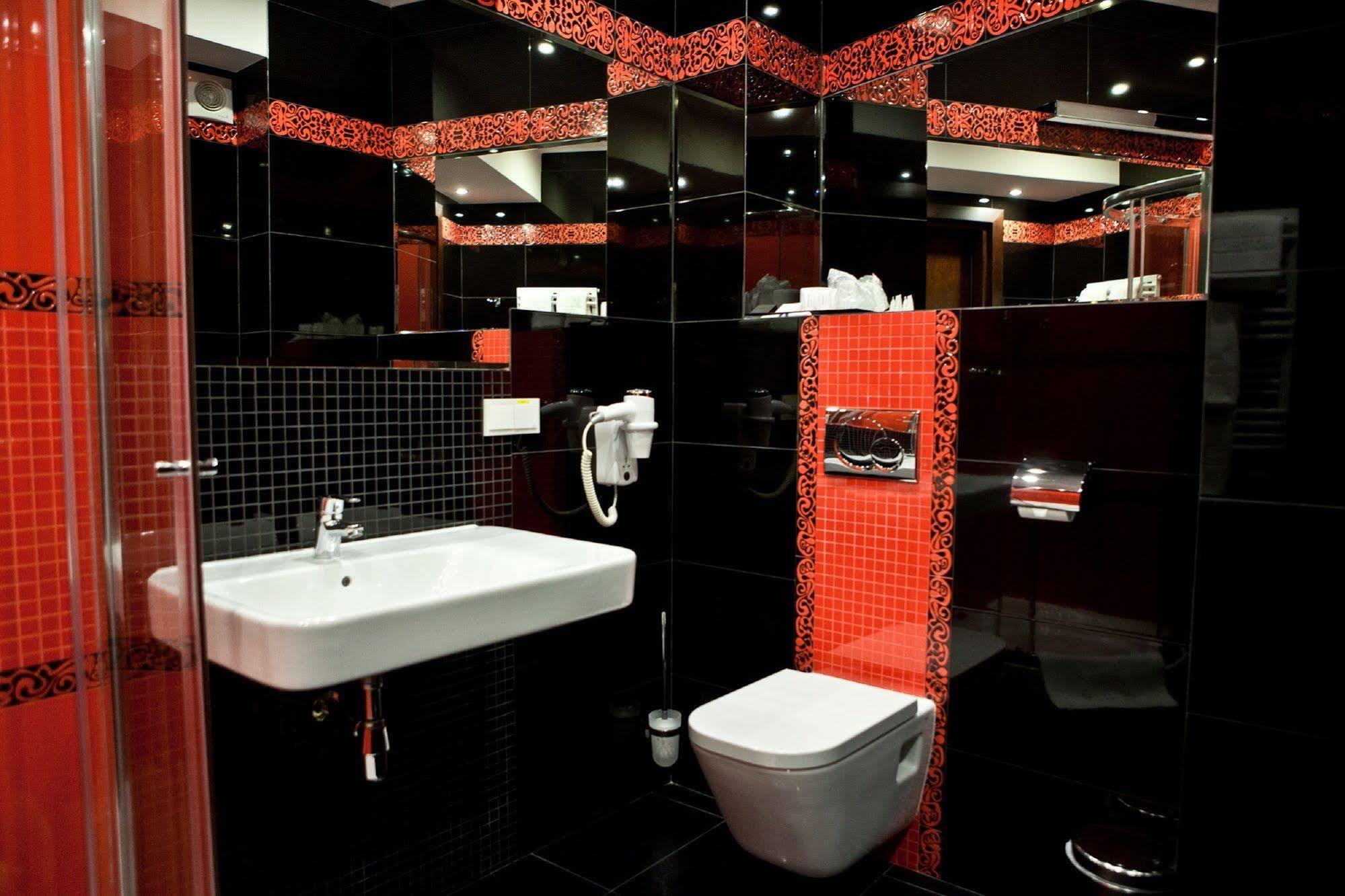 Hotel Sokolowska Airport Modlin Nowy Dwór Mazowiecki 외부 사진